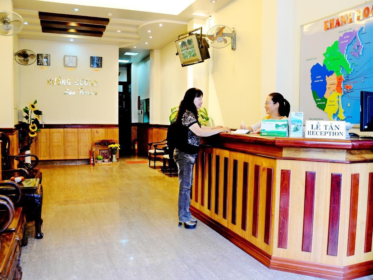 Sun Flower Hotel Nha Trang Extérieur photo