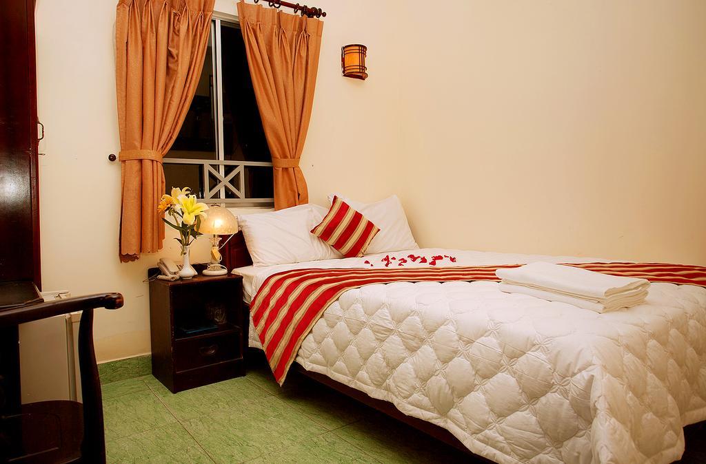 Sun Flower Hotel Nha Trang Extérieur photo