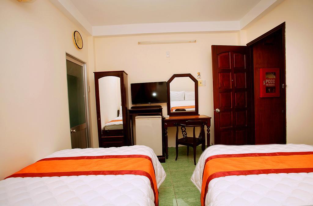 Sun Flower Hotel Nha Trang Extérieur photo