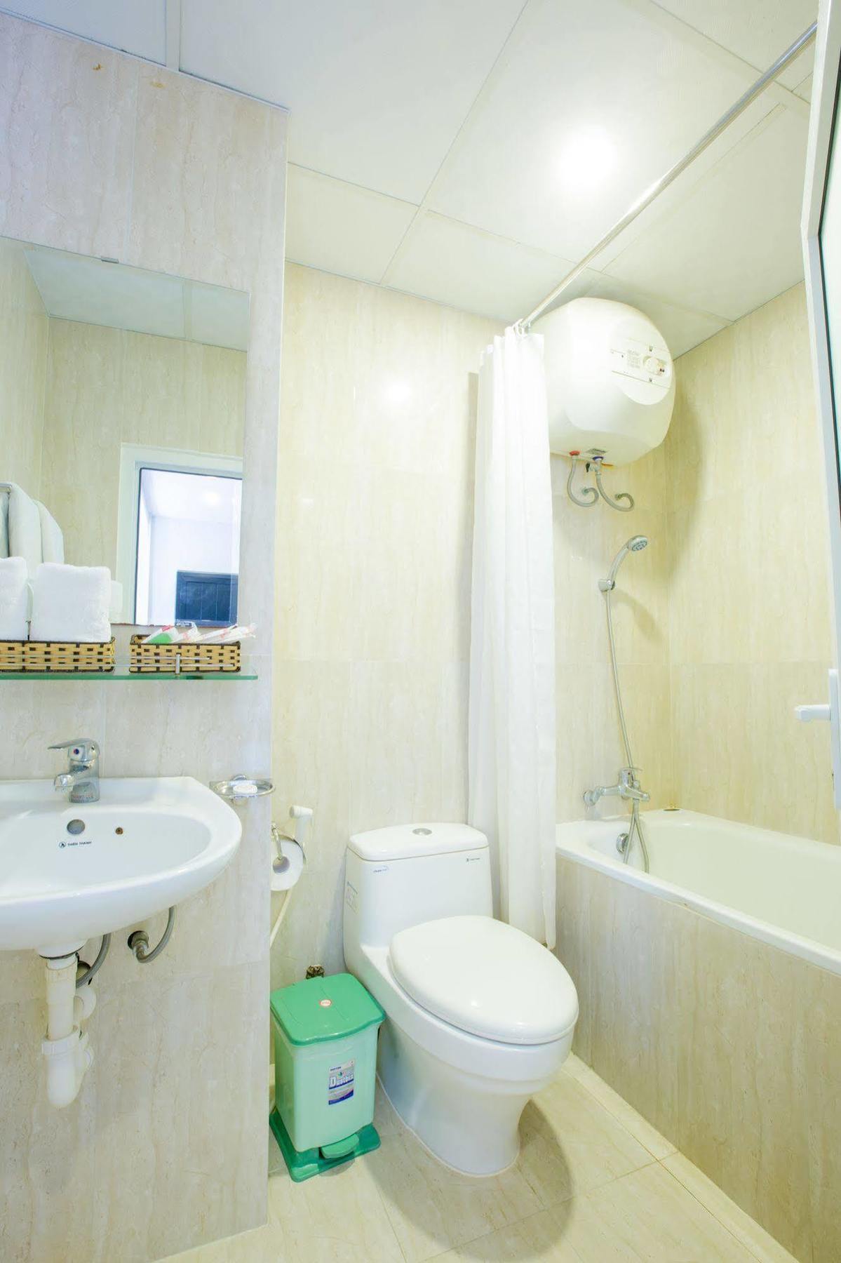 Sun Flower Hotel Nha Trang Extérieur photo