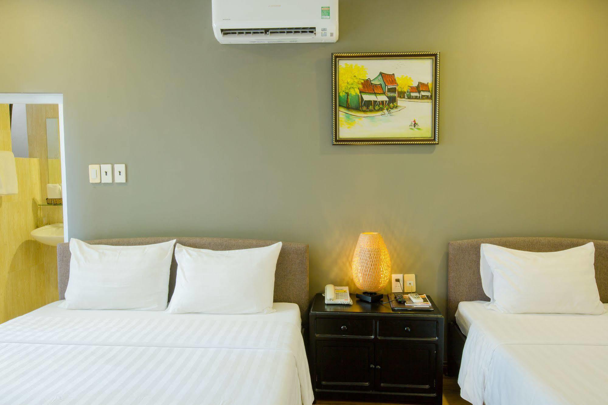 Sun Flower Hotel Nha Trang Extérieur photo